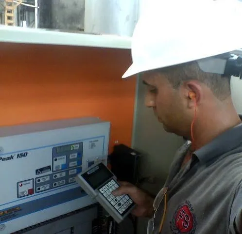 Ajuste de controlador Woodward Peak150