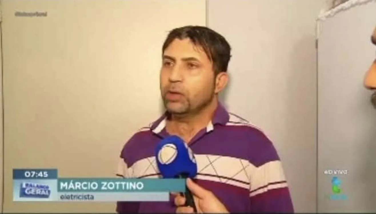 Engº Márcio Zottino entrevistado como eletricista em reportagem de TV